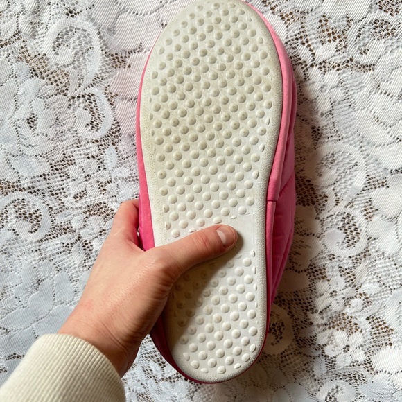 Y2K Hot Pink Fuzzy Slippers - Picture 3 of 3